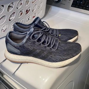 Adidas Pure Boost worn 2 times, no insoles unless they came like that